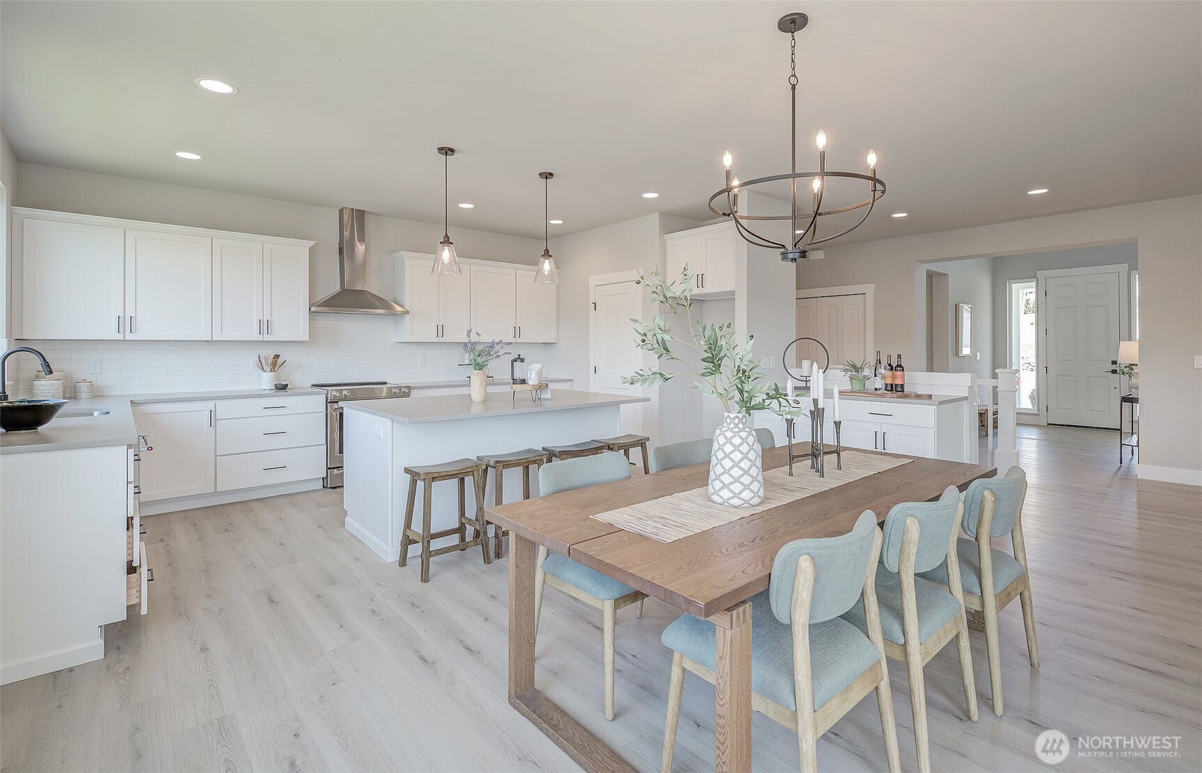 1580 S Kelvin Court Property Photo 6