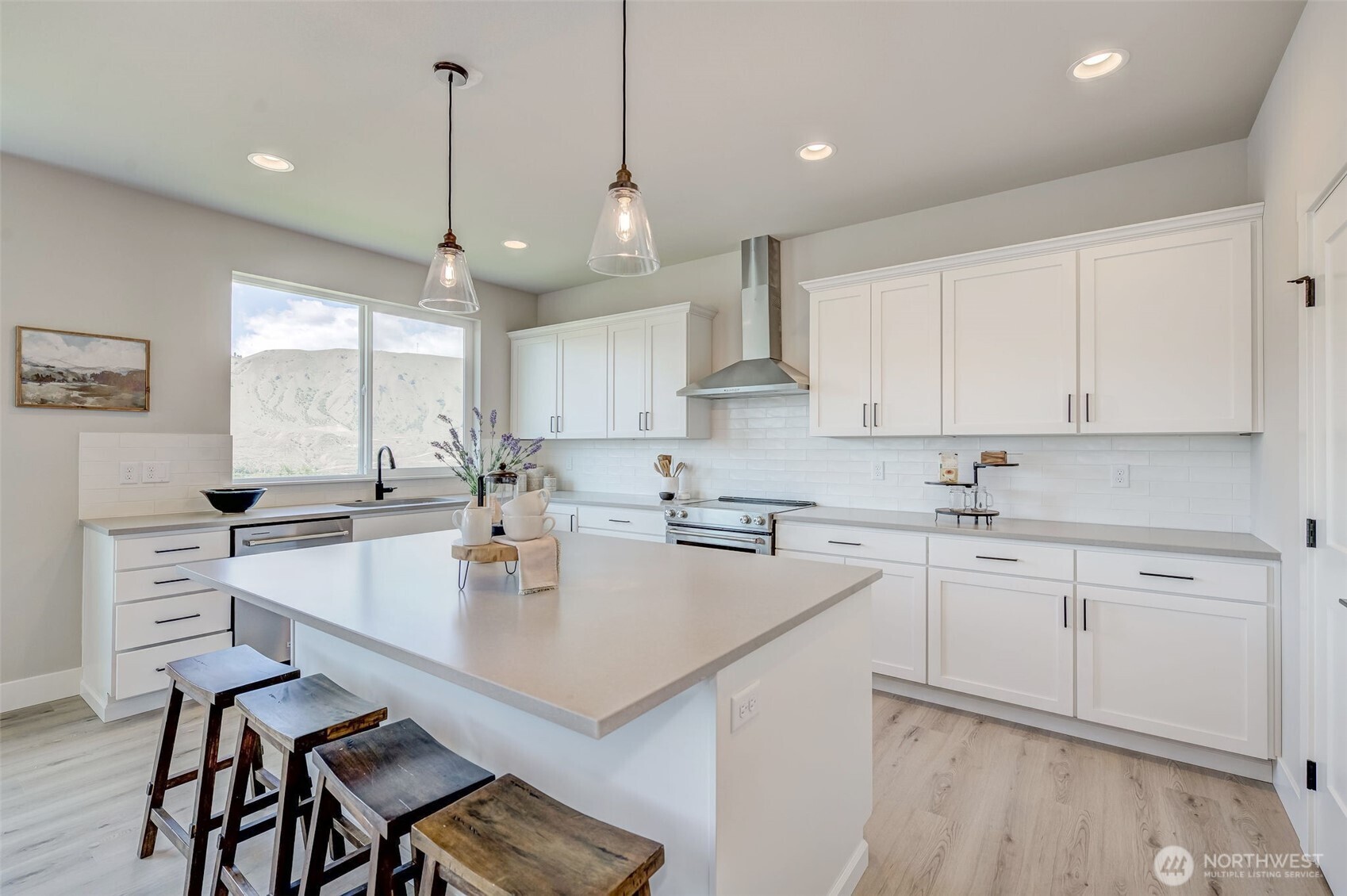 1580 S Kelvin Court Property Photo 8