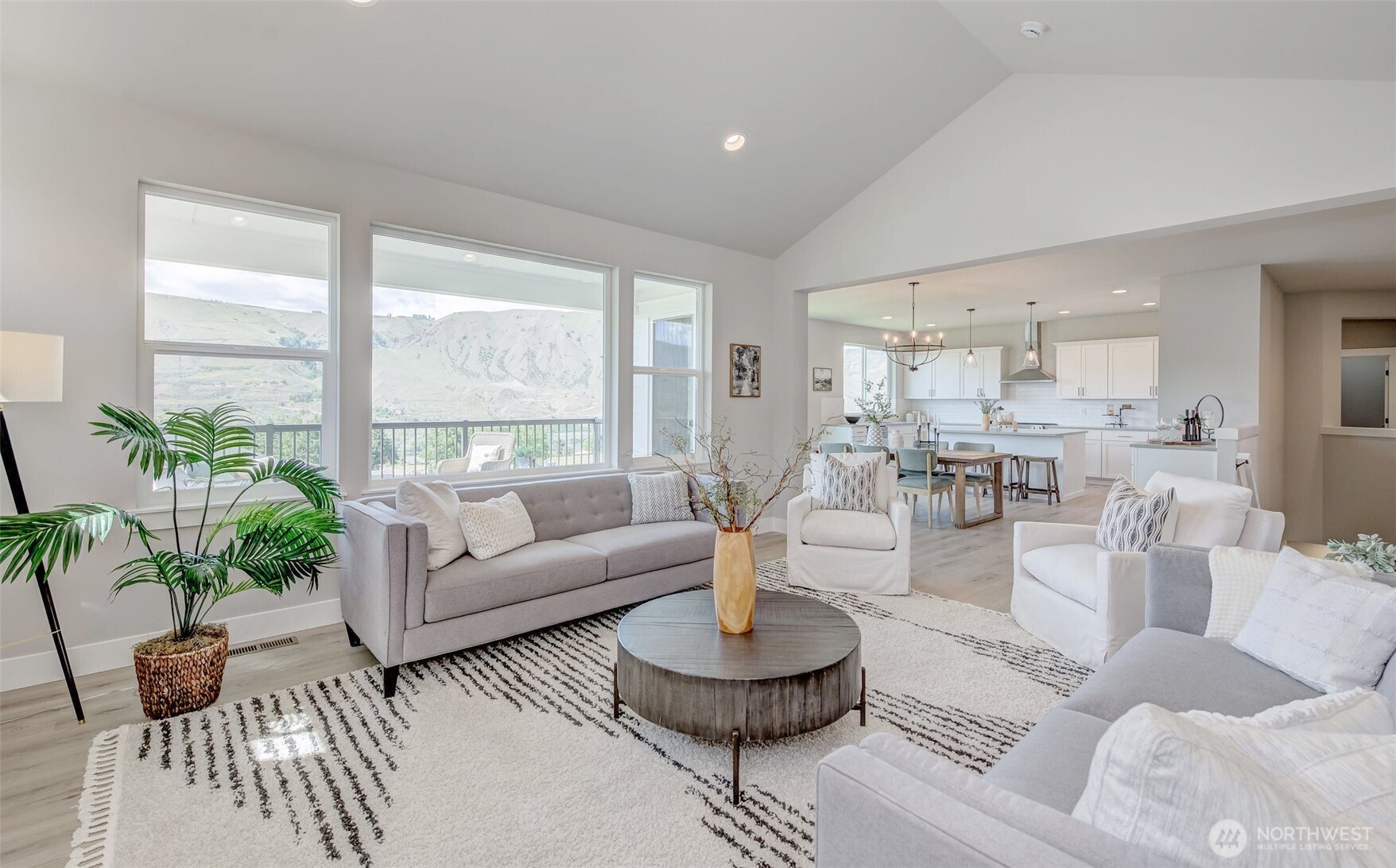 1580 S Kelvin Court Property Photo 15