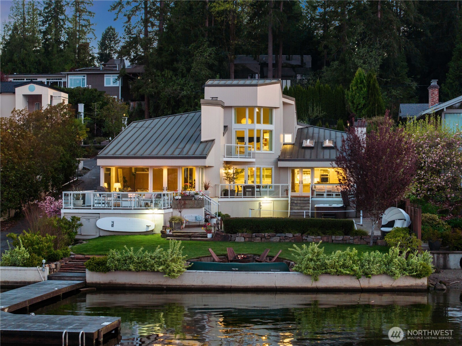2850 W Lake Sammamish Parkway Property Photo