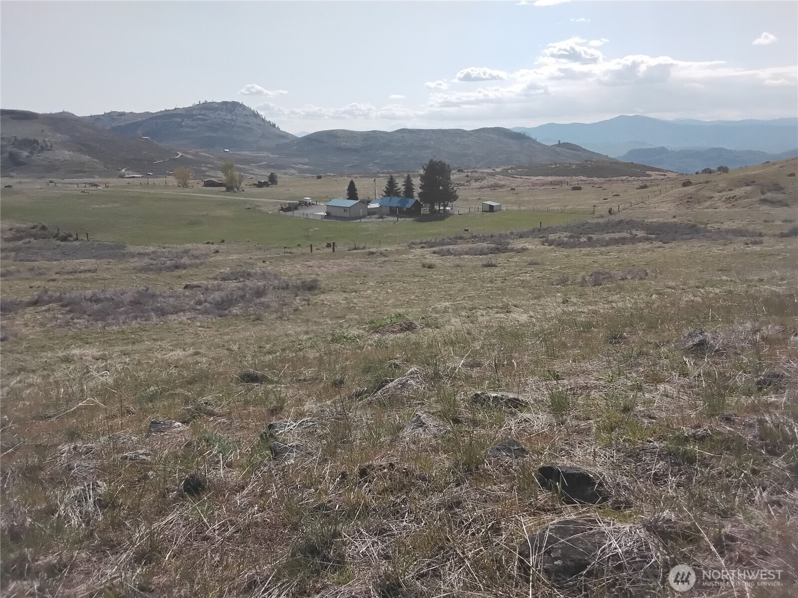 96 Overland Road Property Photo 1