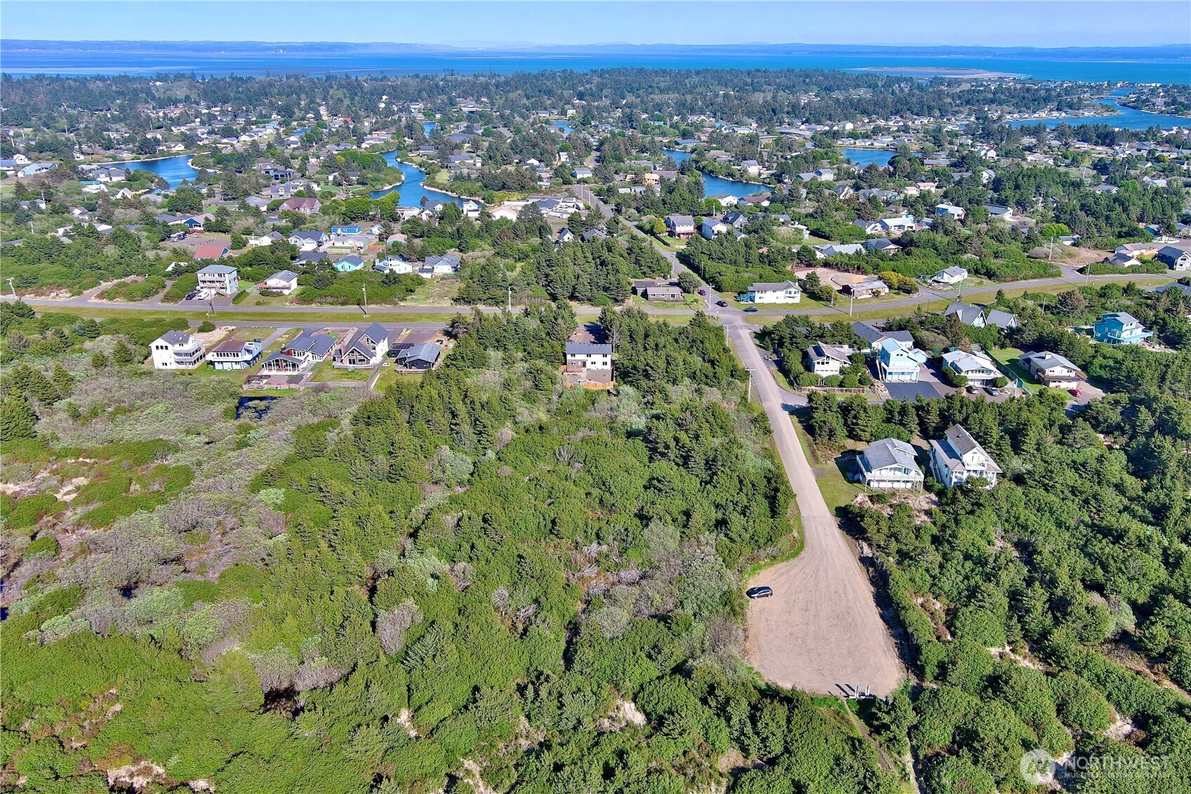 680 Ocean Shores Boulevard Property Photo 11