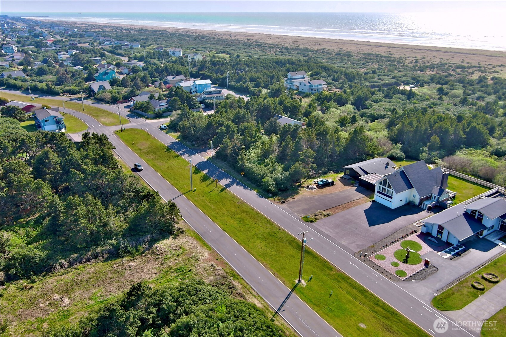 680 Ocean Shores Boulevard Property Photo 28