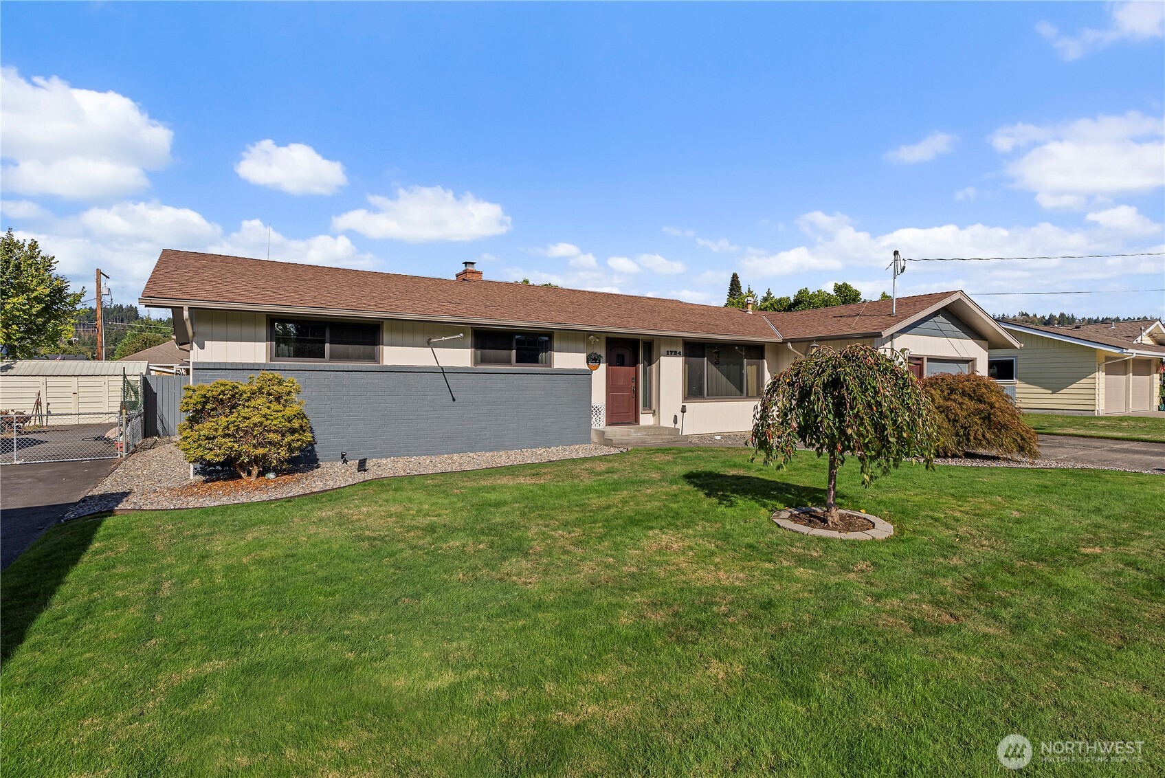 1724 Sw Gails Avenue Property Photo