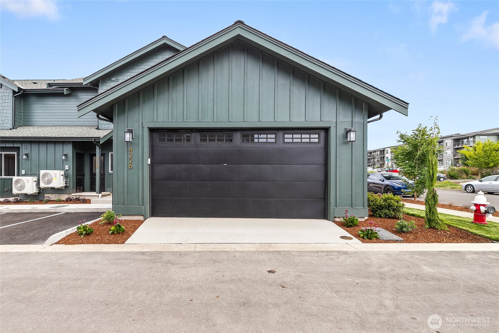 4226 Melrose Lane Property Photo 2