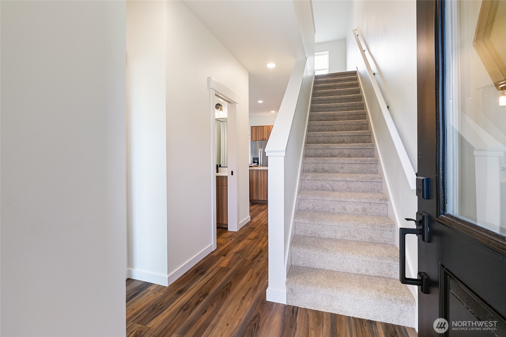 4226 Melrose Lane Property Photo 4