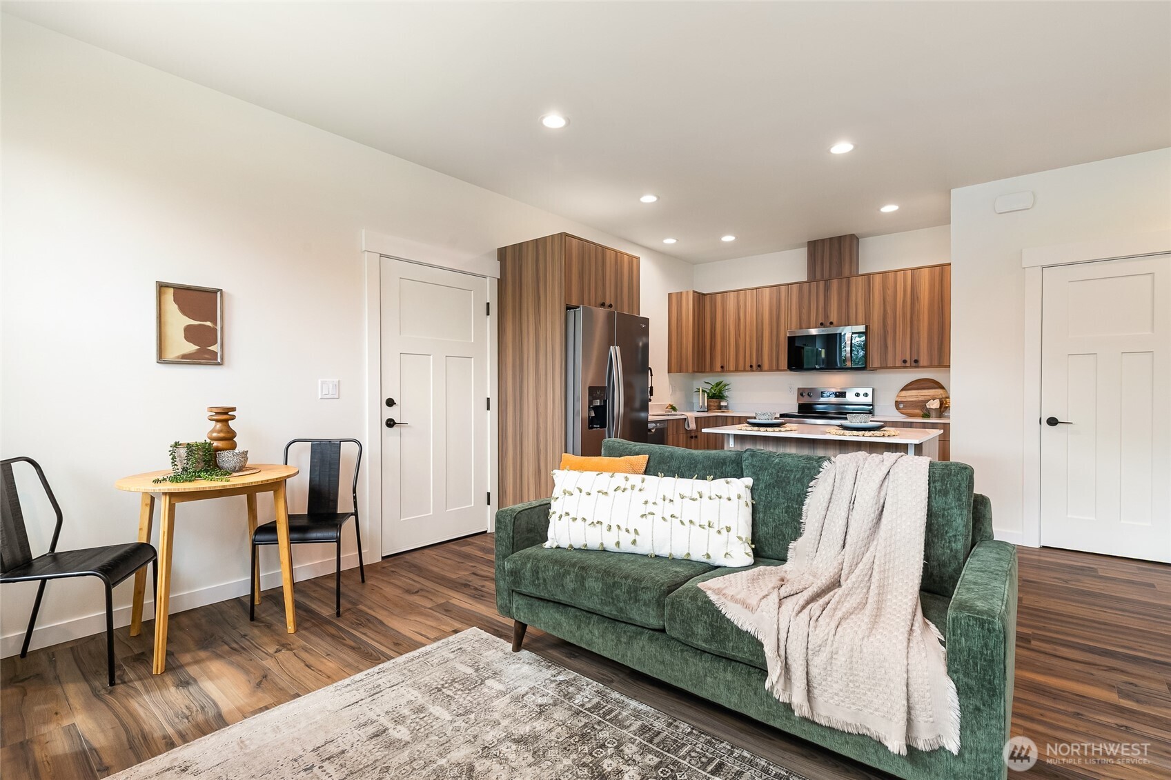 4226 Melrose Lane Property Photo 10