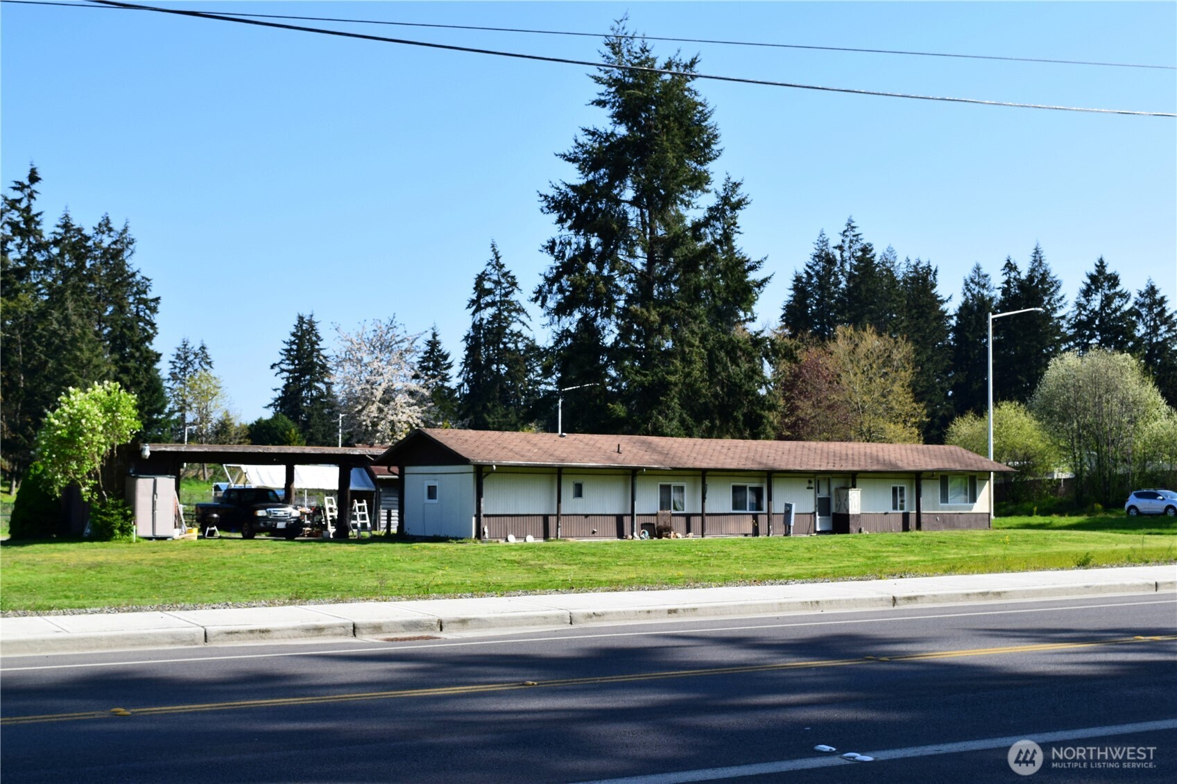 5317 208th Street Property Photo 1