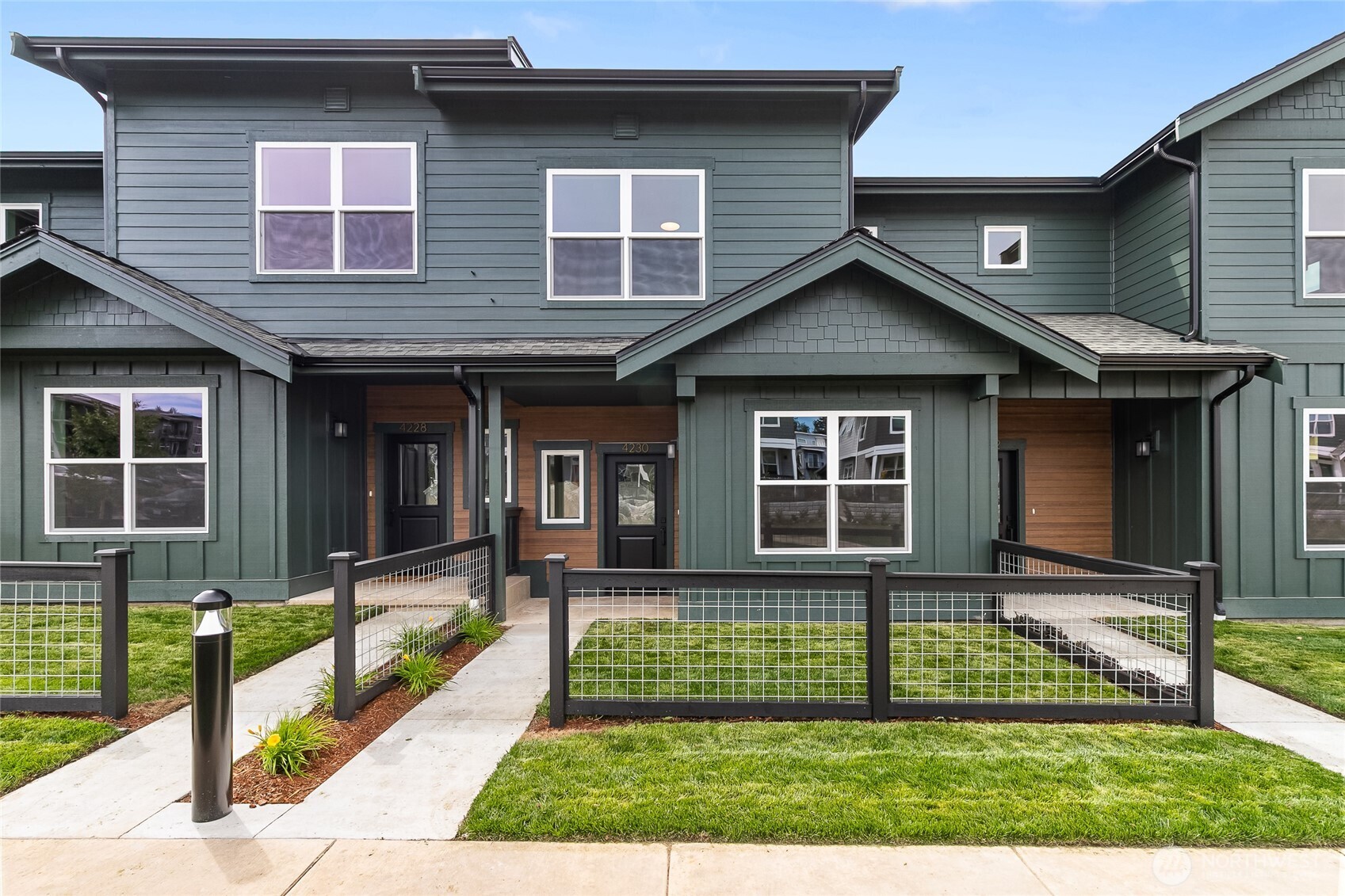 4230 Melrose Lane Property Photo 1