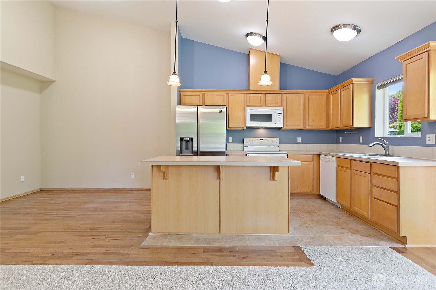 4254 Roxanna Loop Property Photo 6