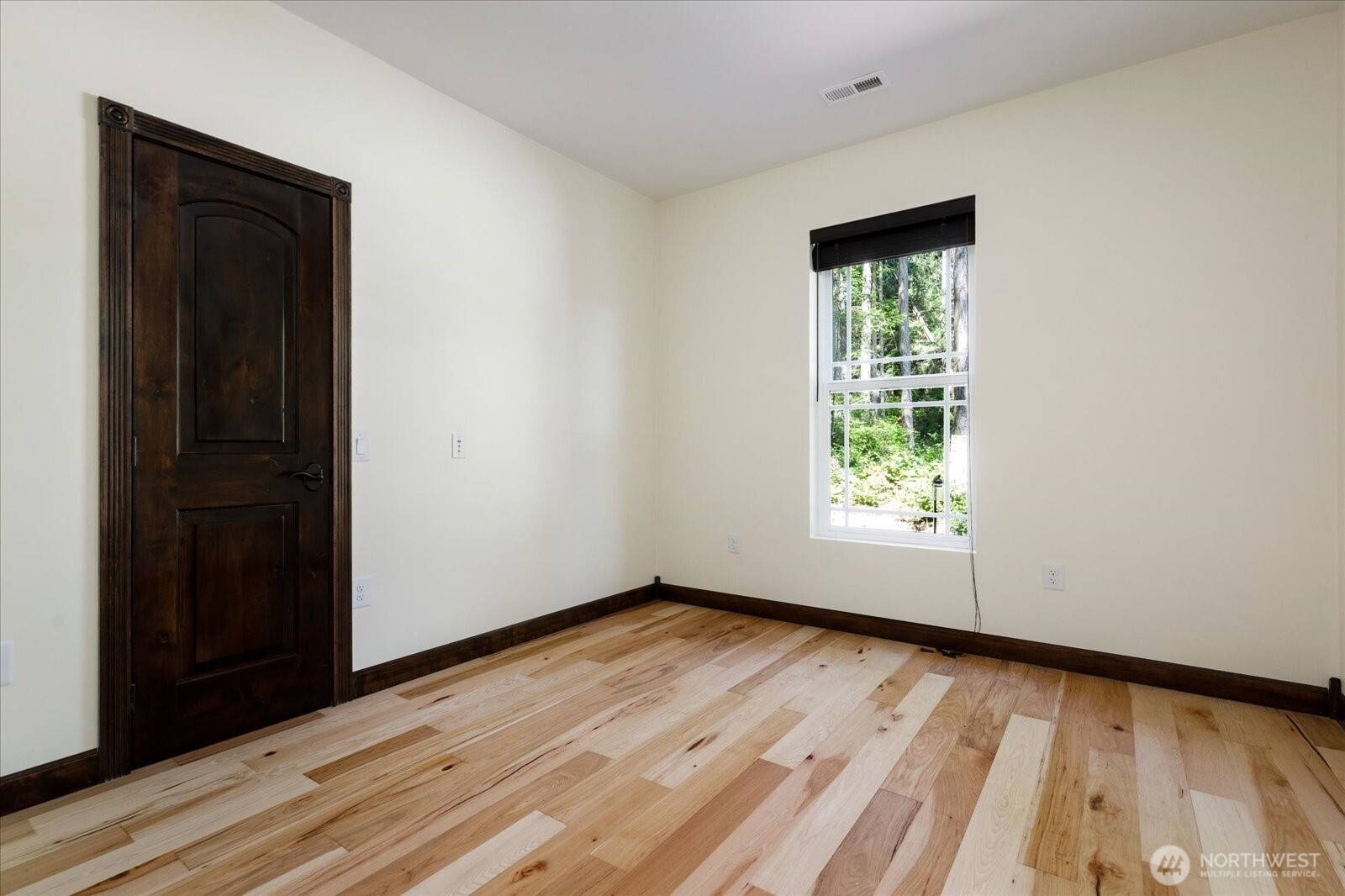 1059 Evergreen Lane Property Photo 19