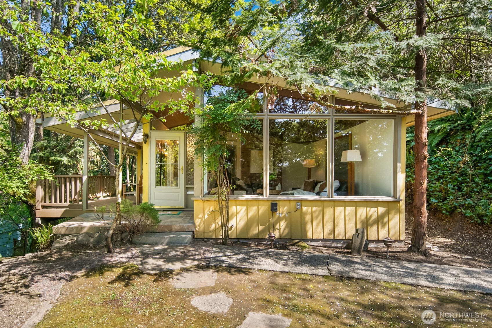 4232 1st Avenue Property Photo