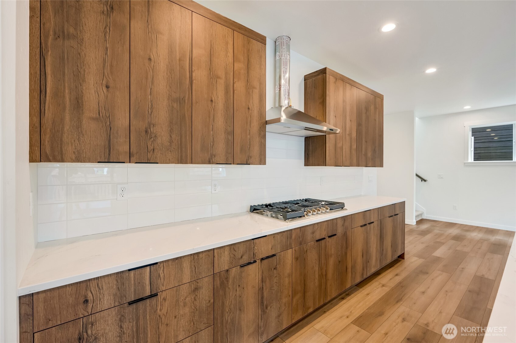 17859 26th Drive Property Photo 7