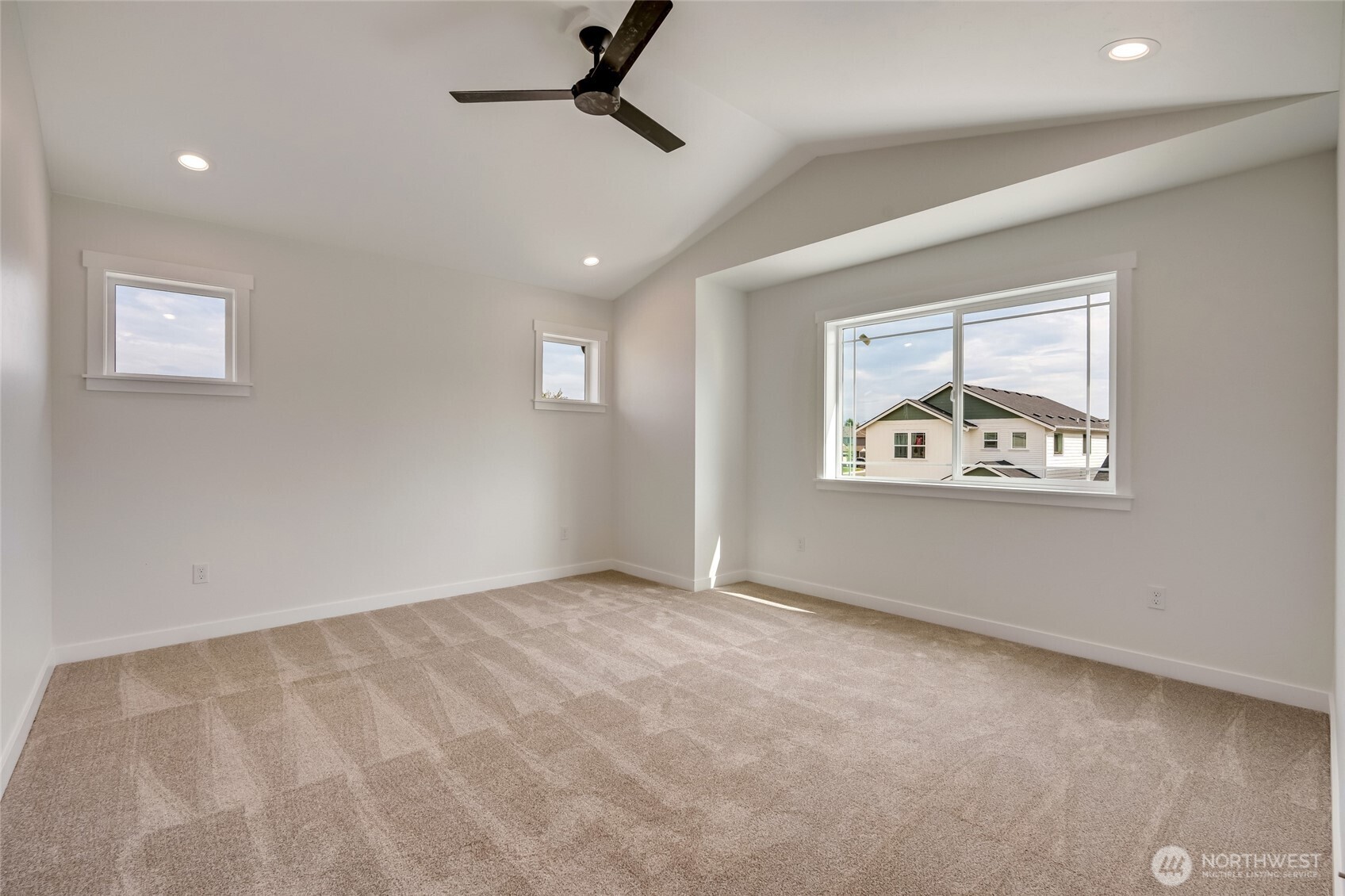 17859 26th Drive Property Photo 16