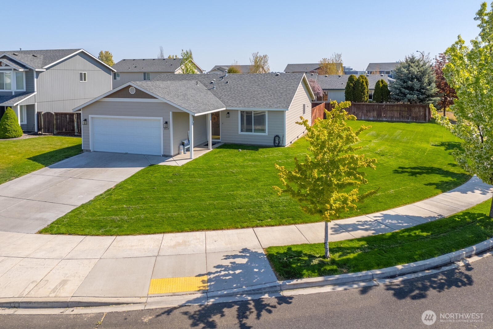 2117 S Dilley Avenue Property Photo 1