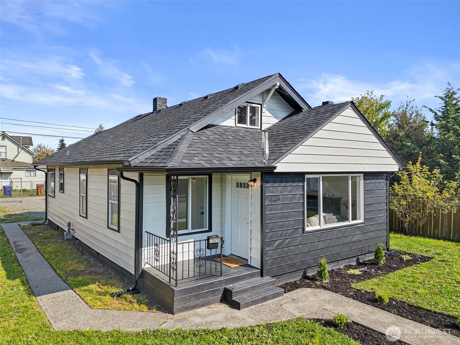 3569 E I Street Property Photo 1