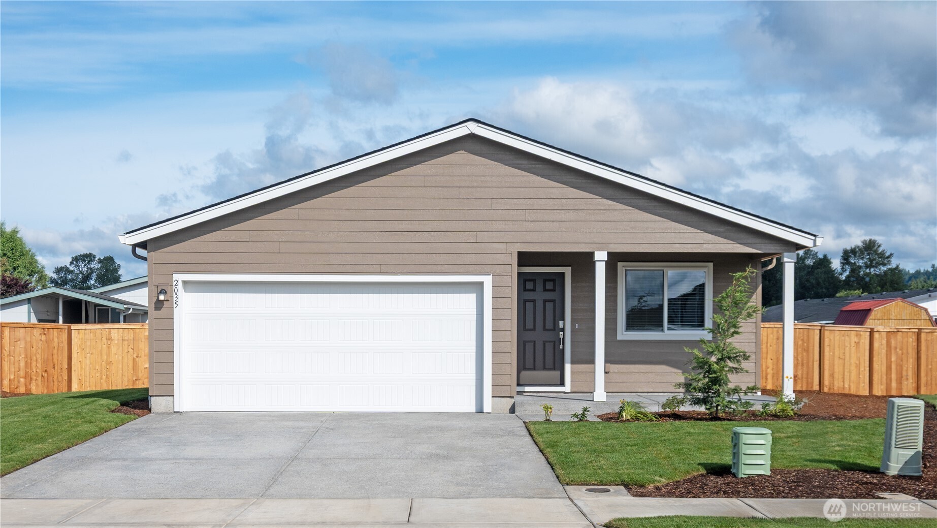 2035 Henderson Way Property Photo 1