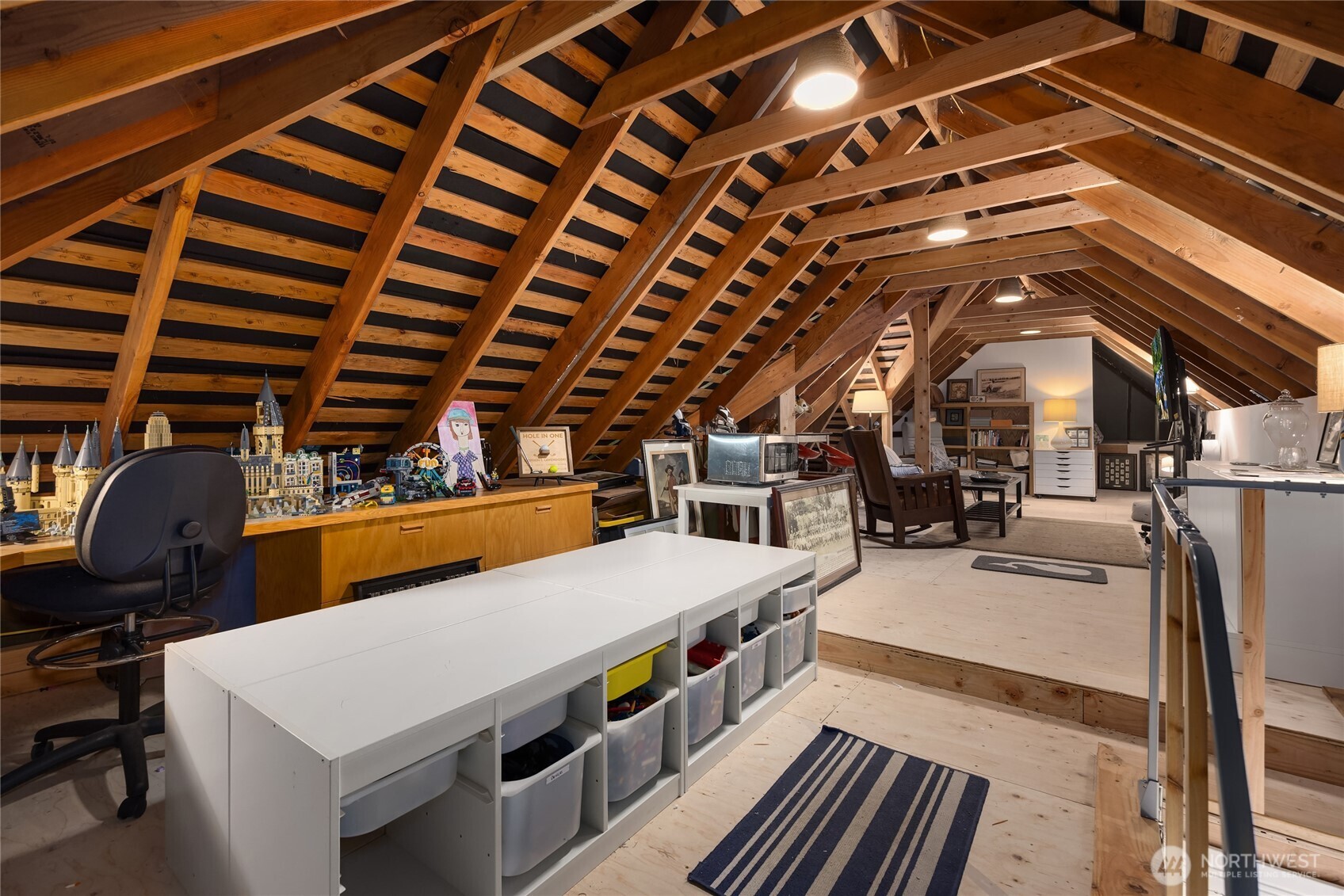 1245 High School Road Property Photo 32