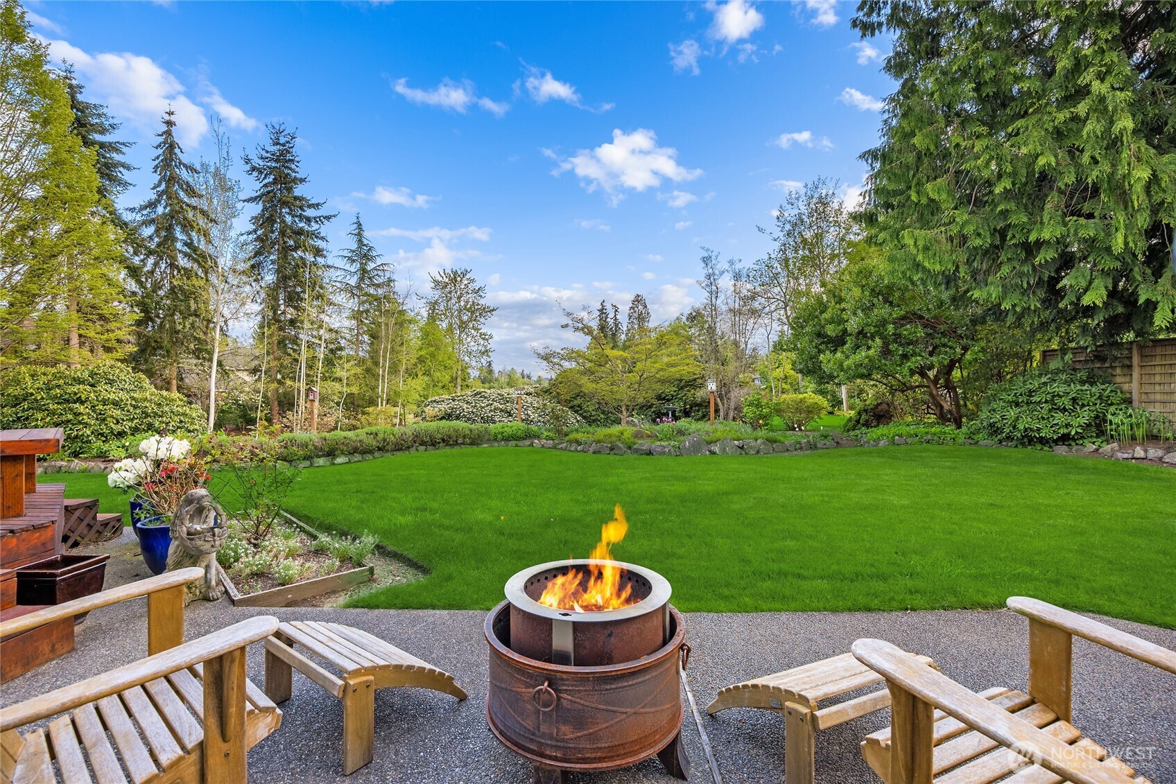 1245 High School Road Property Photo 35