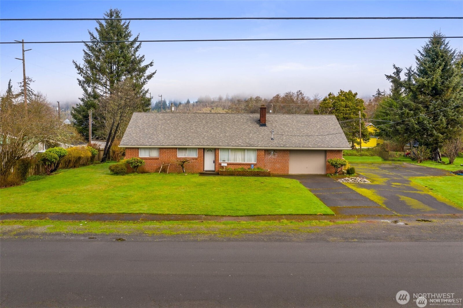 414 W Scott Street Property Photo