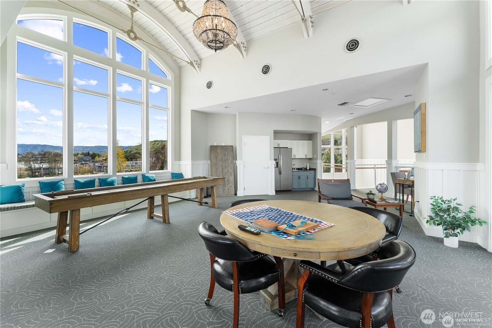 1350 W Woodin Avenue E8 Property Photo 11