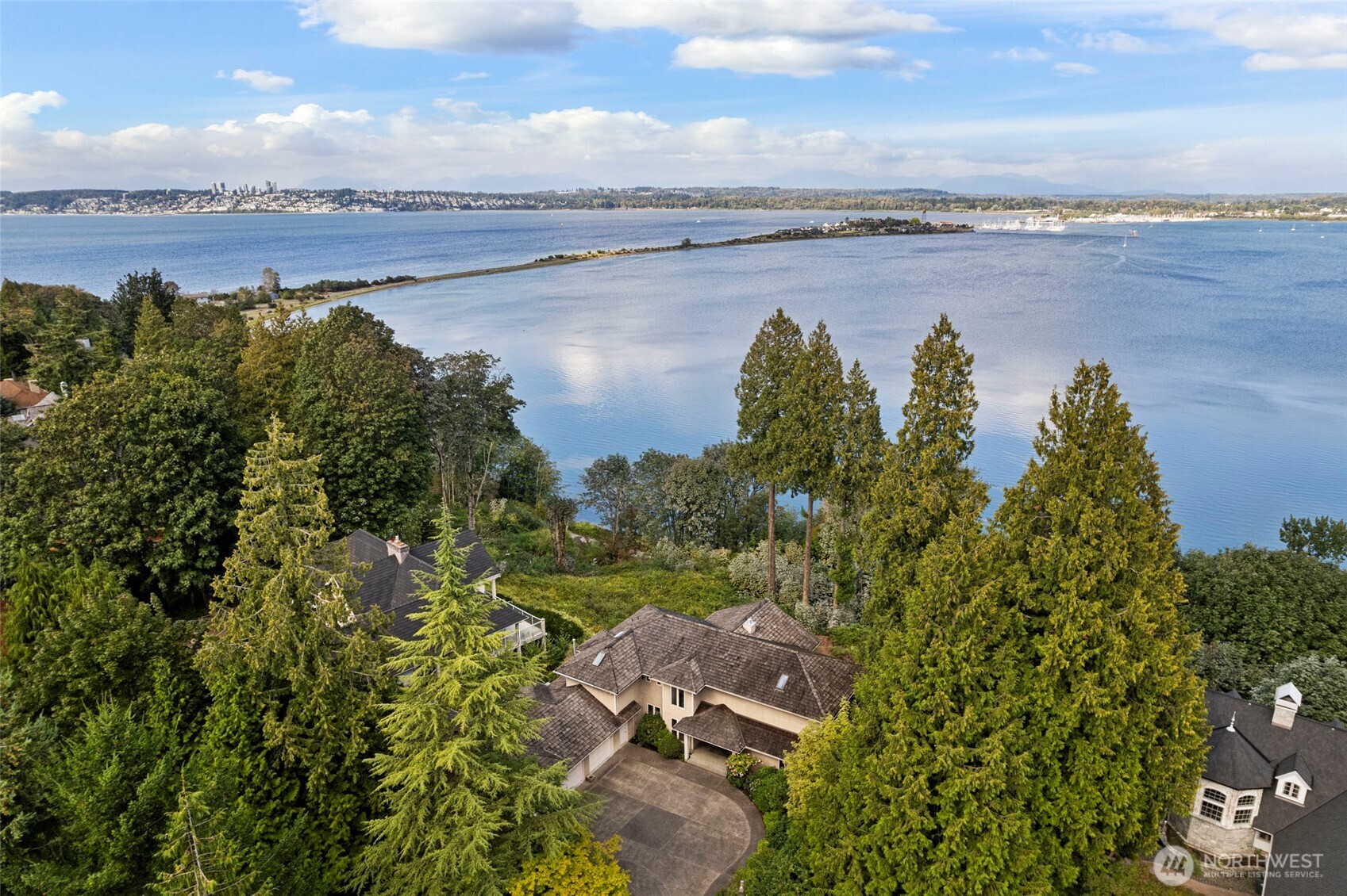 9104 Pintail Loop Property Photo