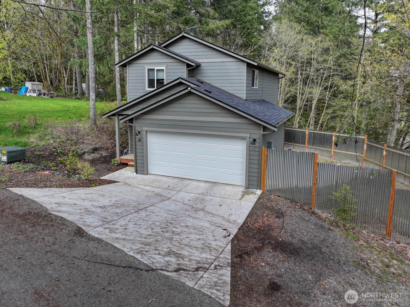 Beards Cove Real Estate Listings Main Image