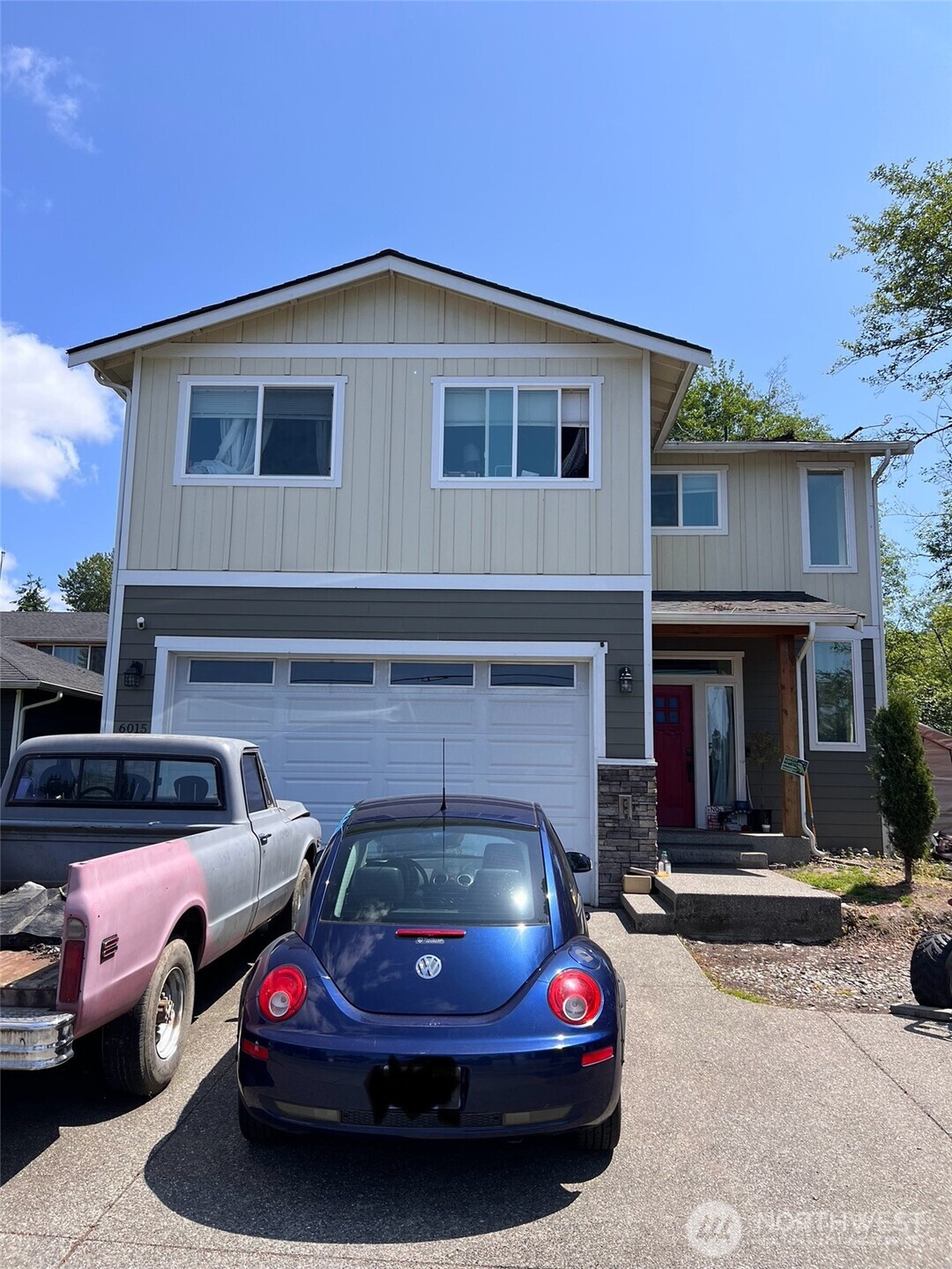 6015 67th Avenue Property Photo 1