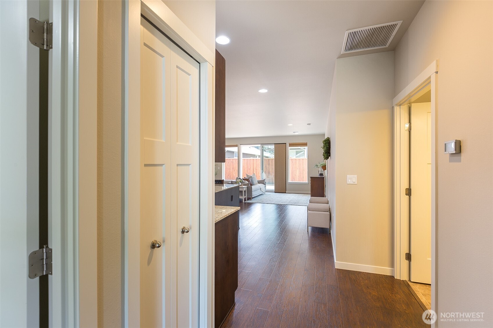 100 Pinehurst Loop Property Photo 4