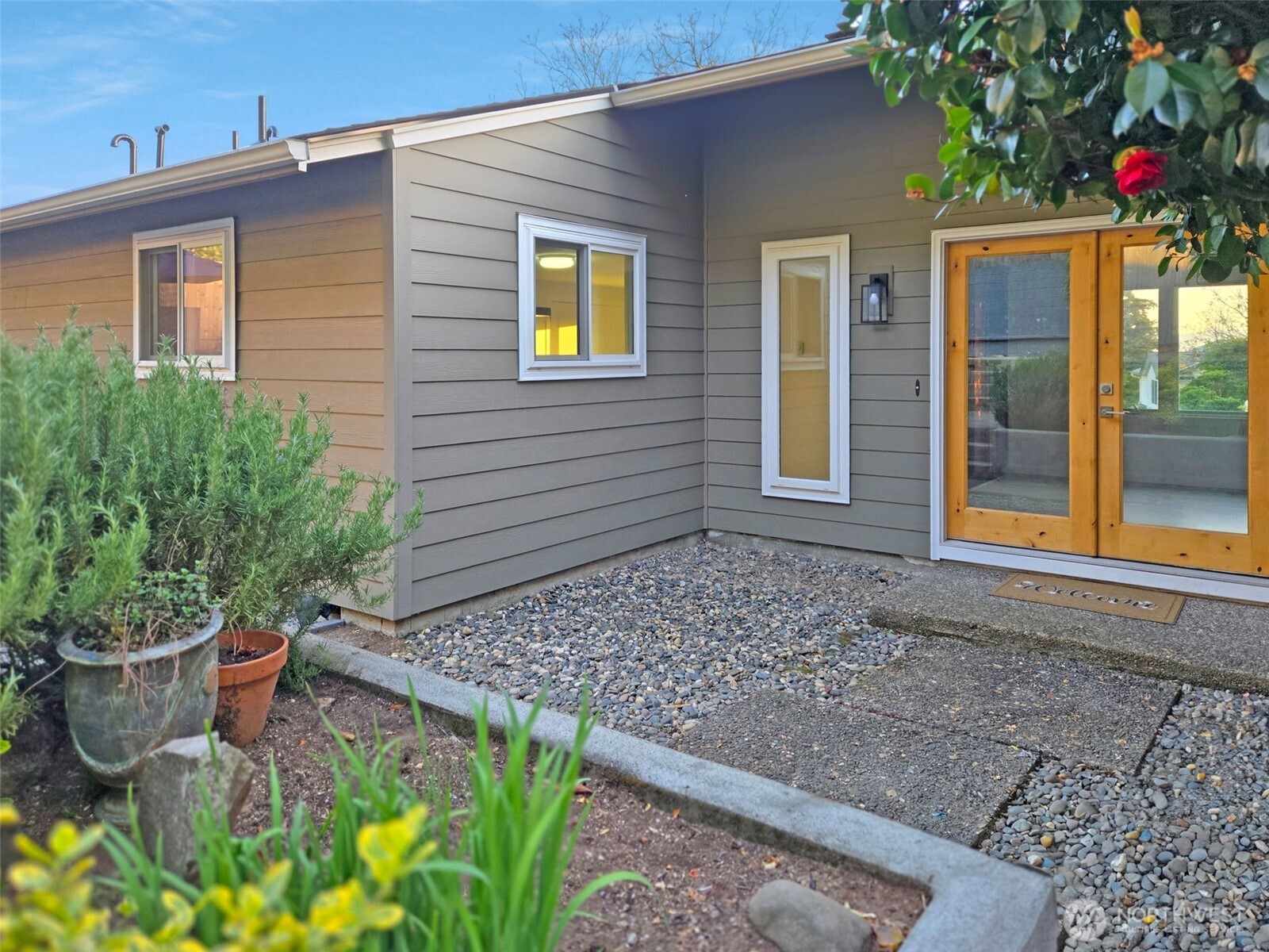 8305 Nw Fruit Valley Road Property Photo