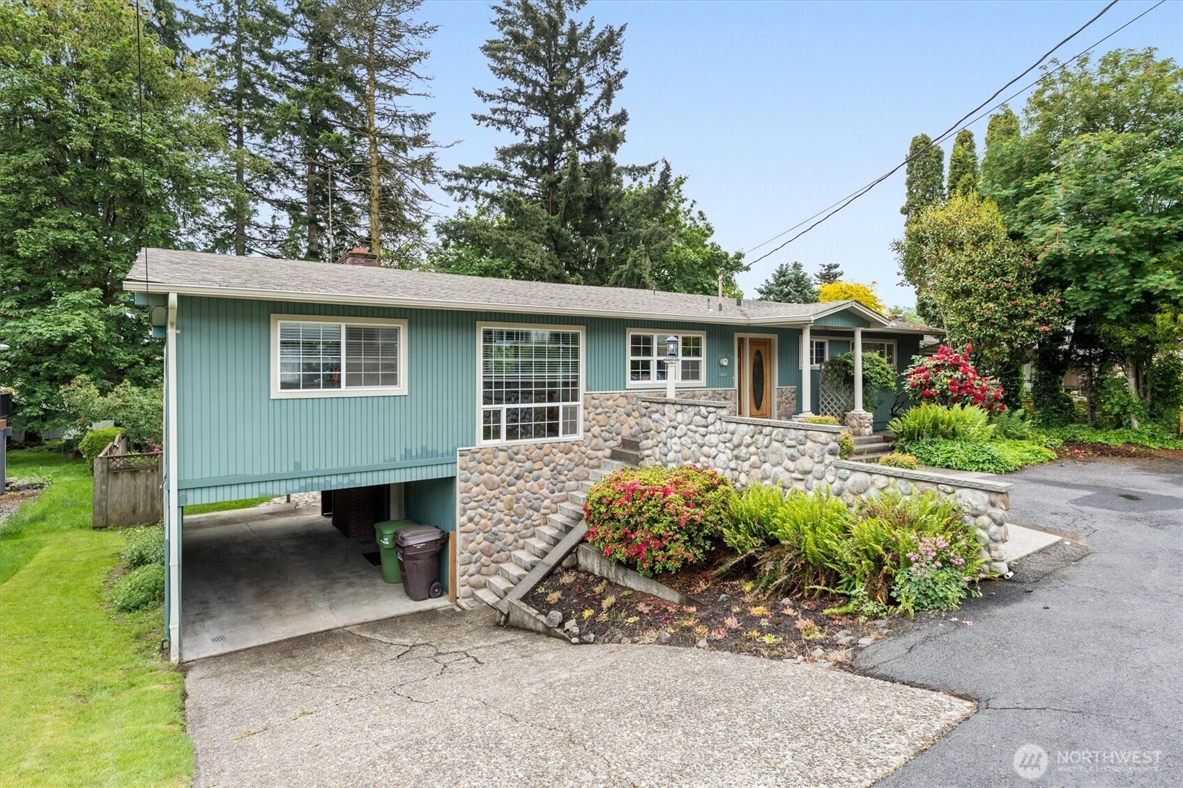1302 Spruce Street Property Photo
