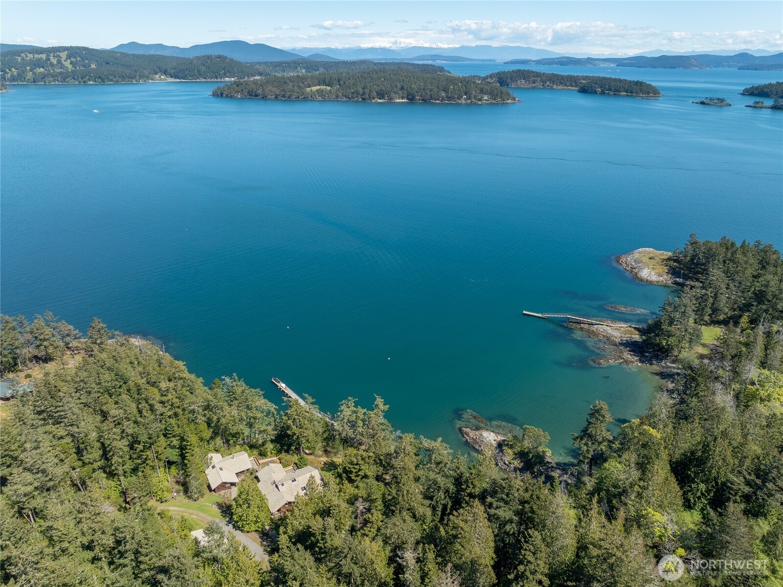 470 Bonanza Drive Property Photo 3