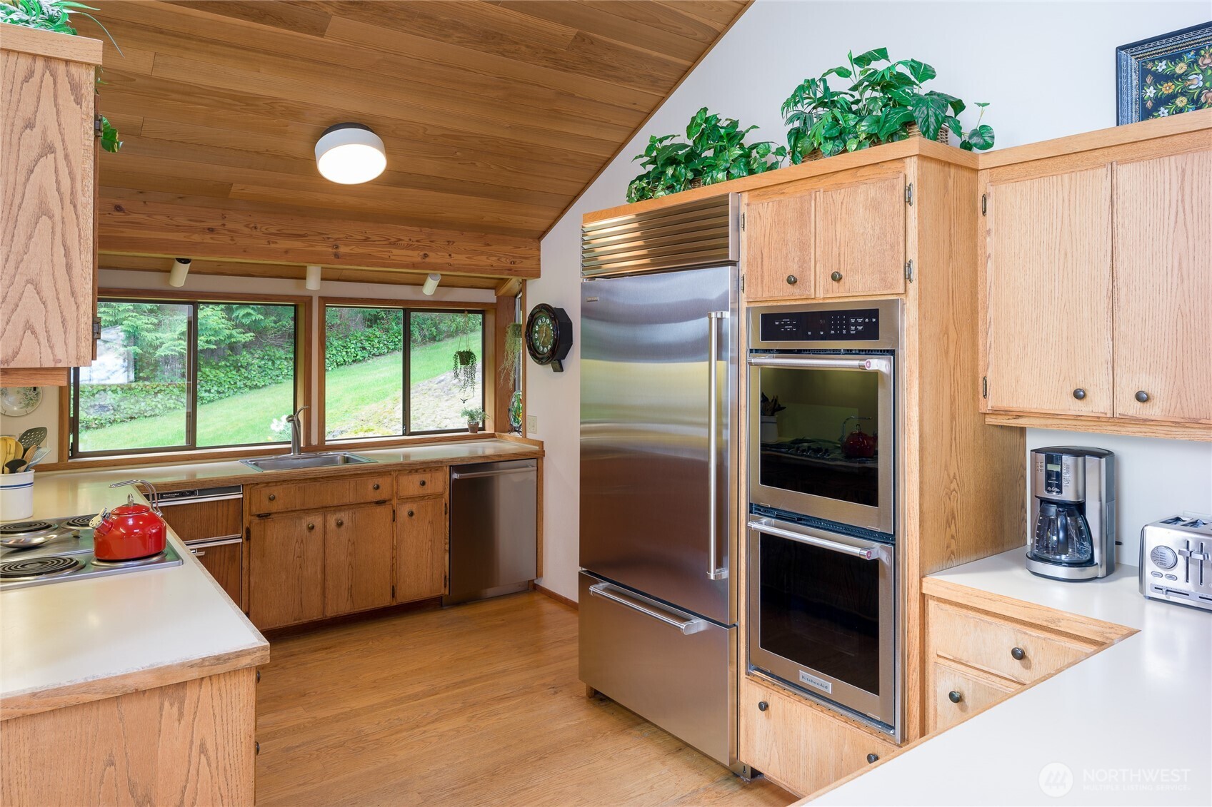 470 Bonanza Drive Property Photo 12