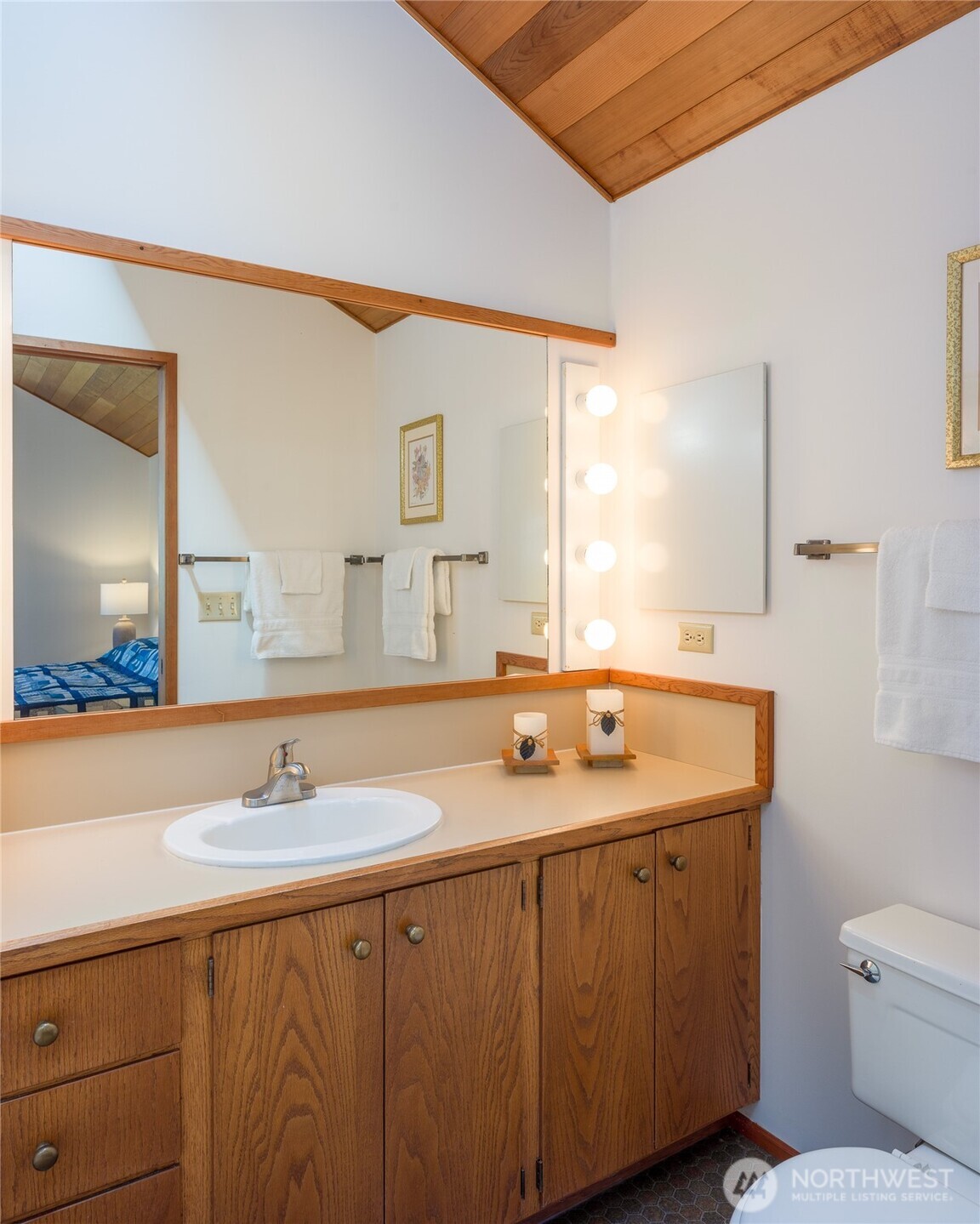 470 Bonanza Drive Property Photo 27