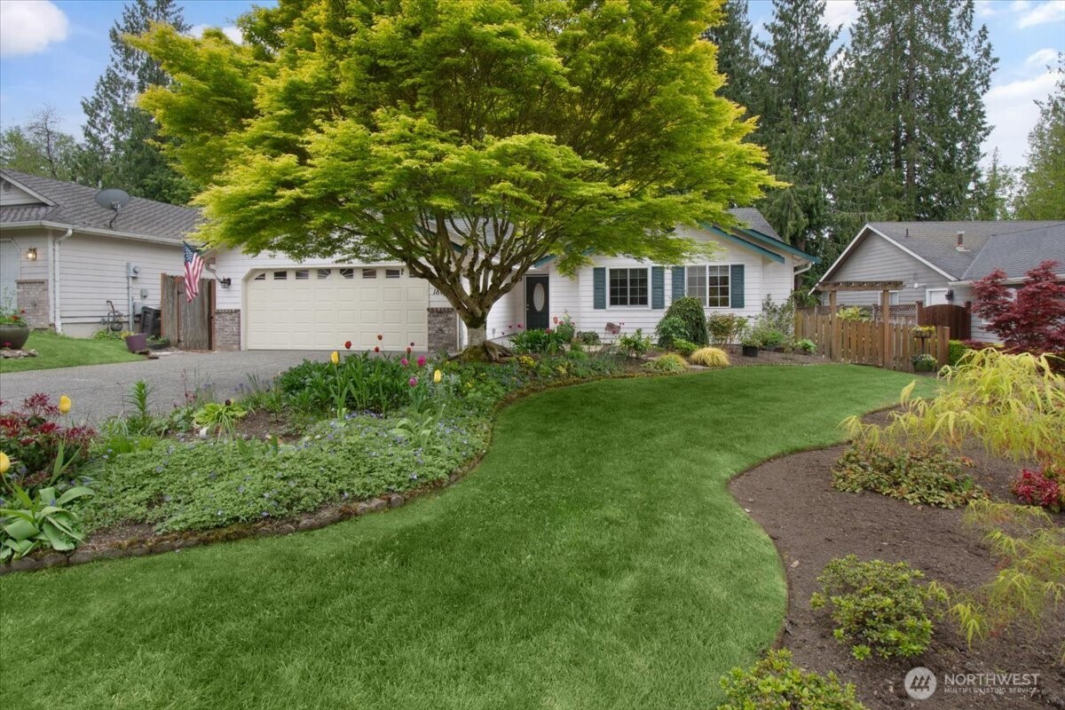 18412 Greenock Court Property Photo