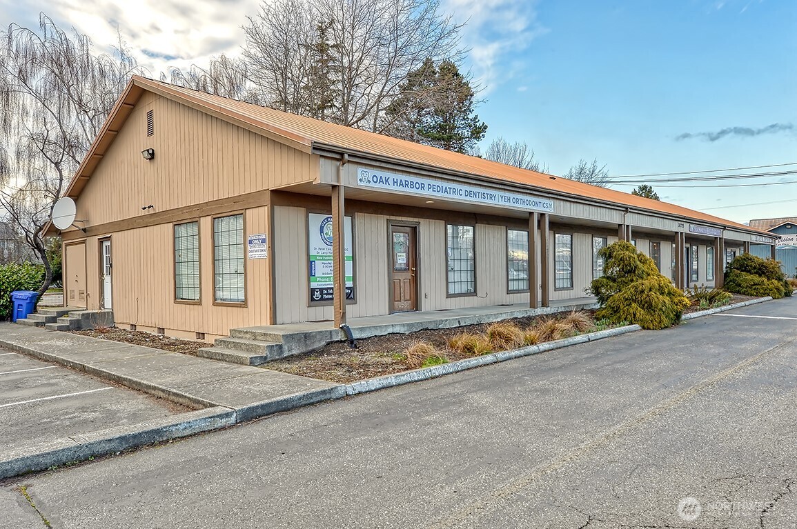 31775 State Route 20 A&b Property Photo 2
