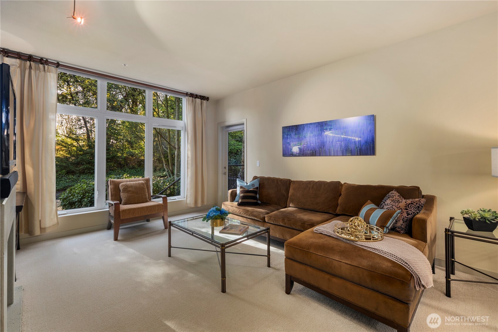 150 102nd Avenue 213 Property Photo 5