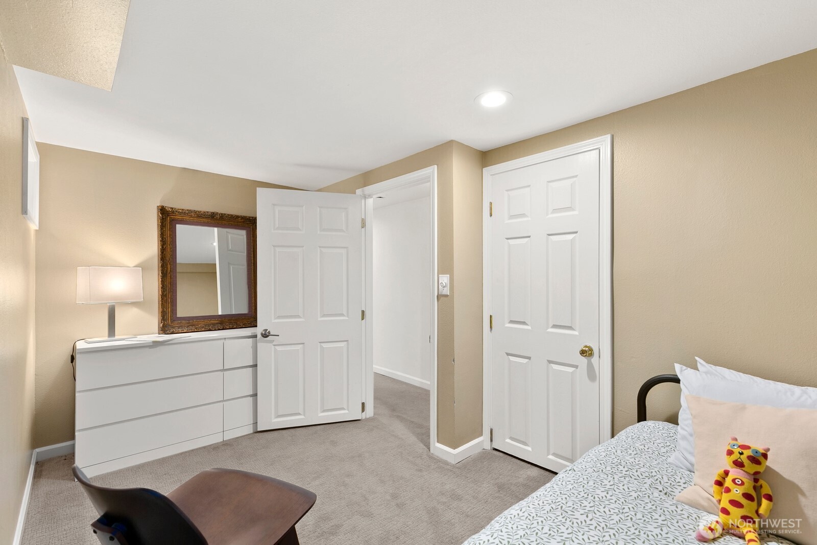 514 30th Avenue Property Photo 18