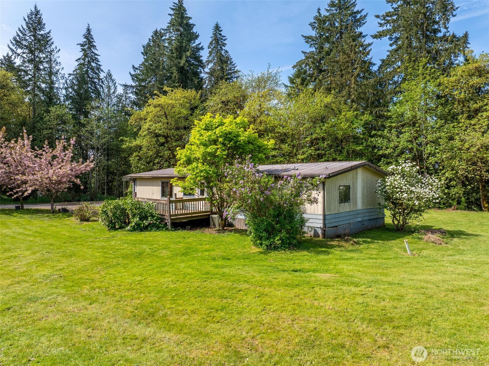 237 Toledo Salmon Creek Road Property Photo 1