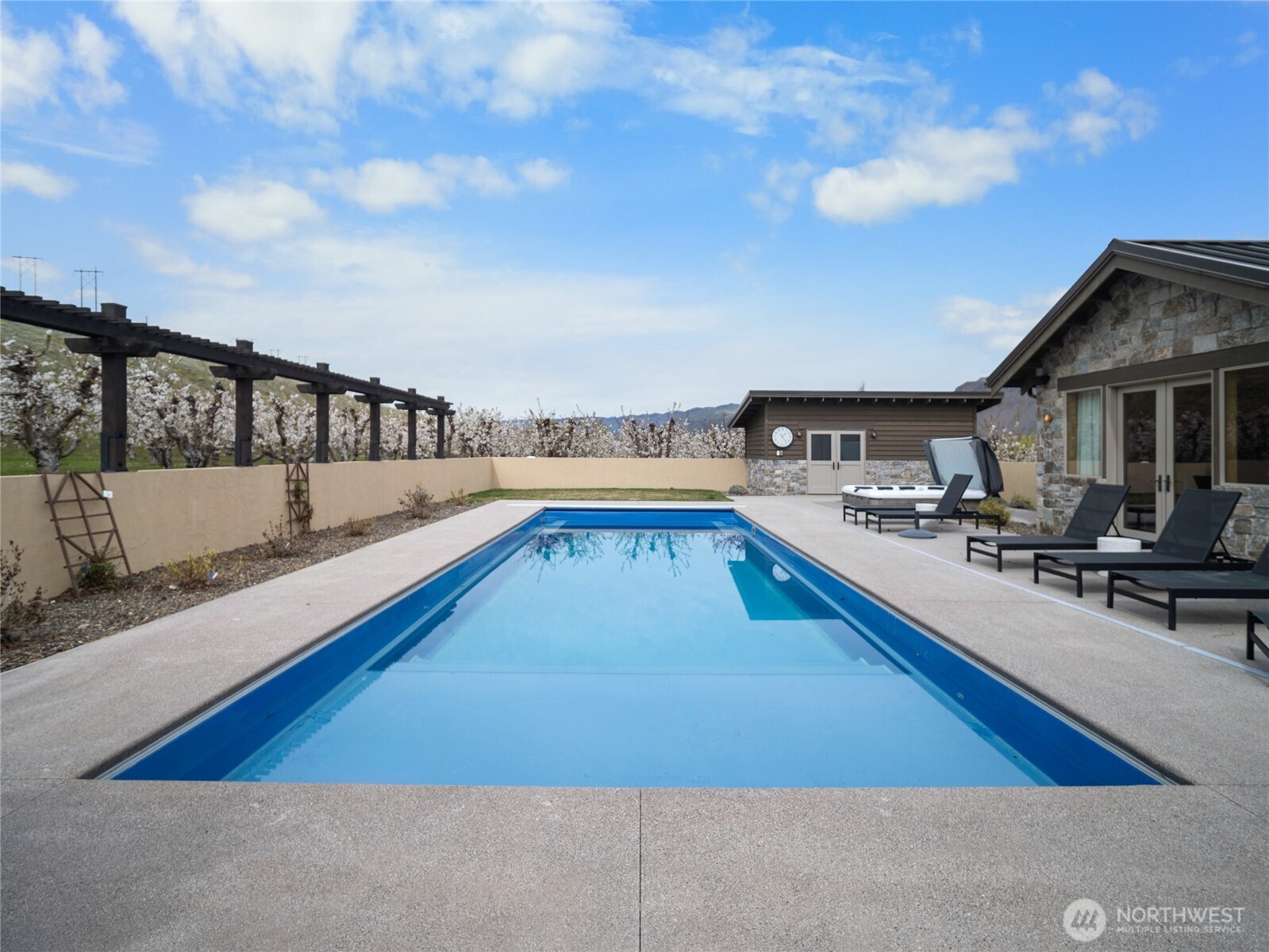 5814 Colockum Road Property Photo 19