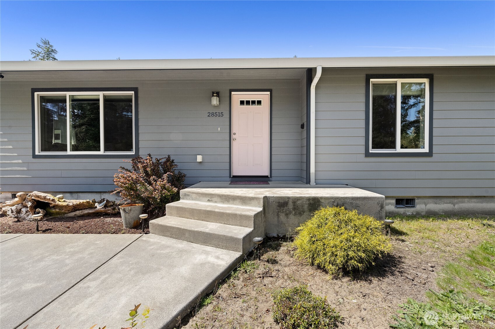 28515 R Lane Property Photo 1