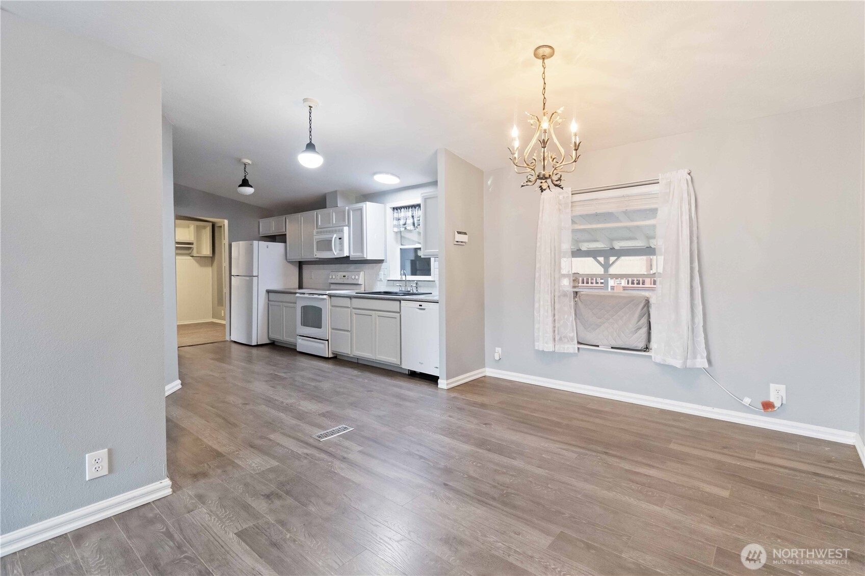 703 Pintail Lane Property Photo 5