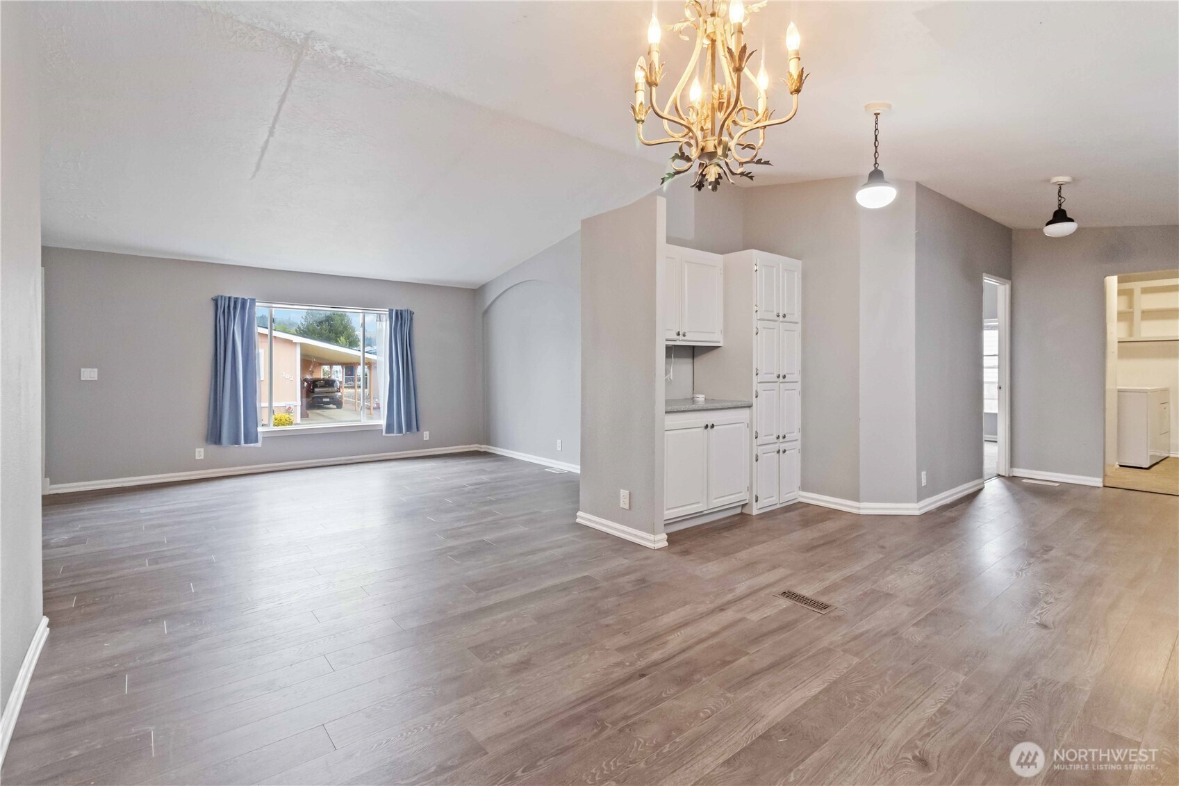 703 Pintail Lane Property Photo 7