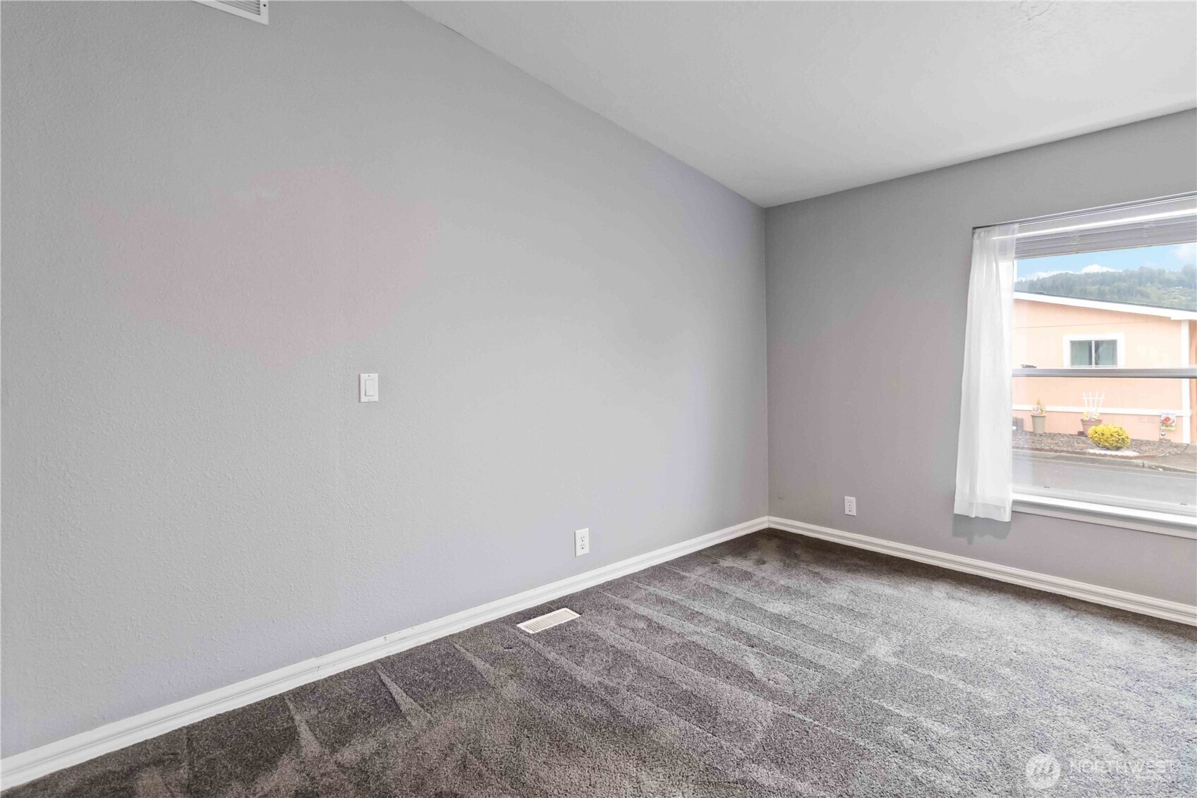 703 Pintail Lane Property Photo 13