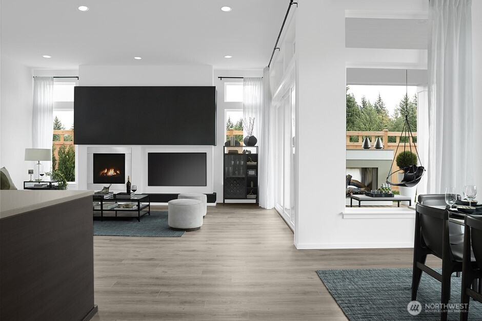 4101 Wandering Way Property Photo 7