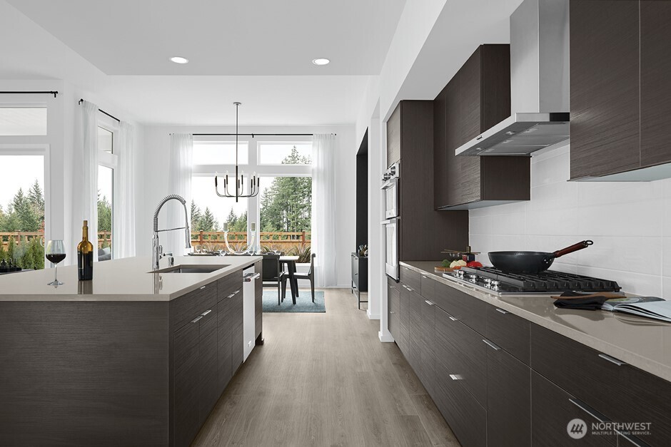 4101 Wandering Way Property Photo 8