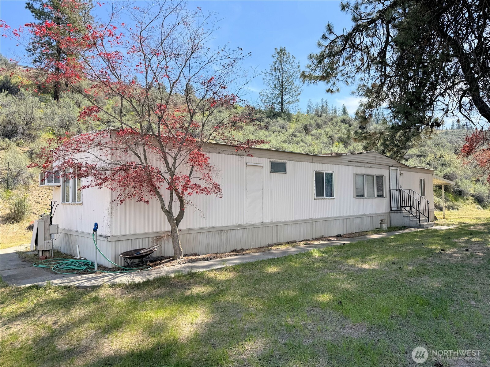 31884 Phillips Lane Property Photo 1