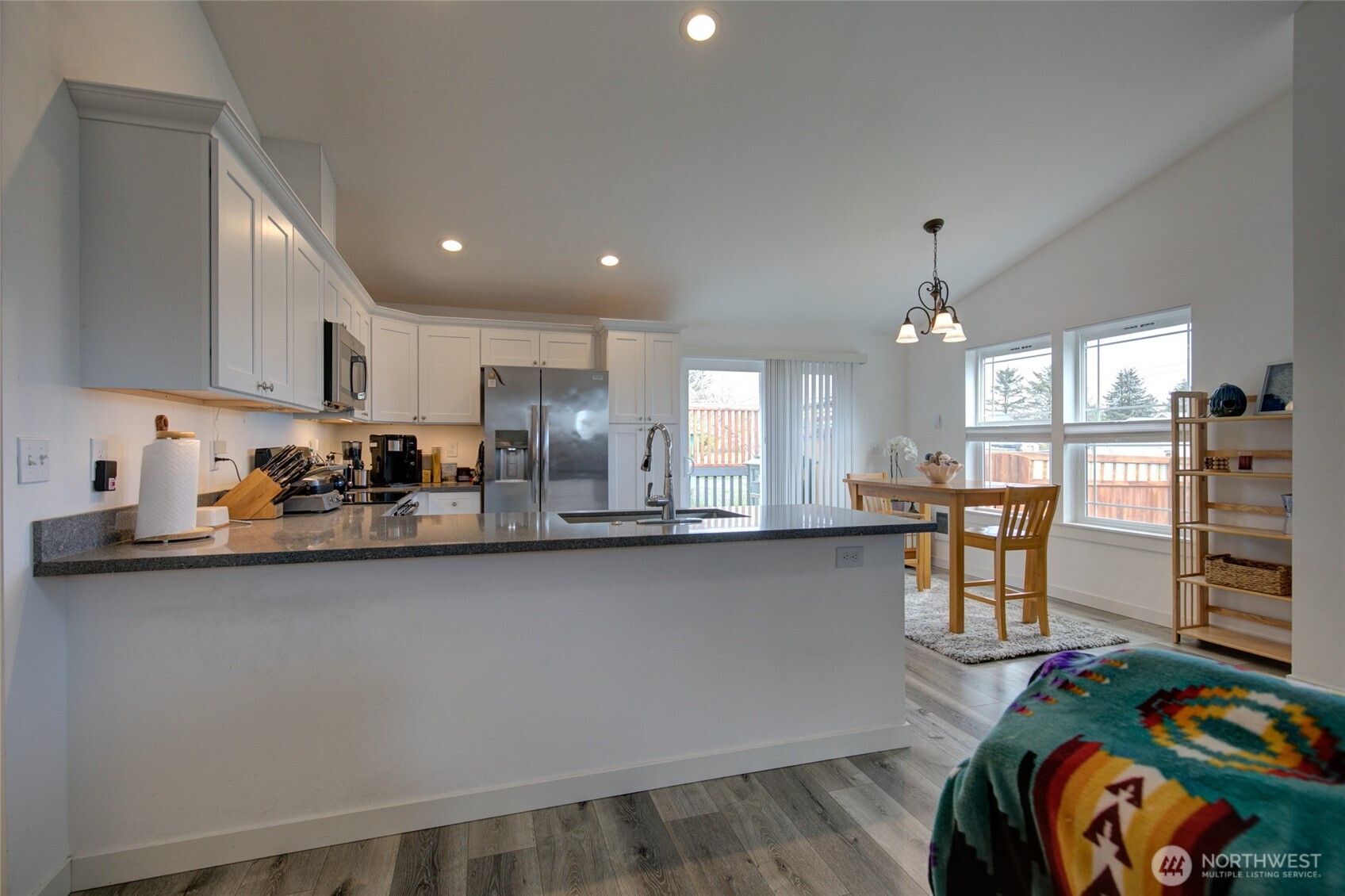 531 Point Brown Avenue Property Photo 15