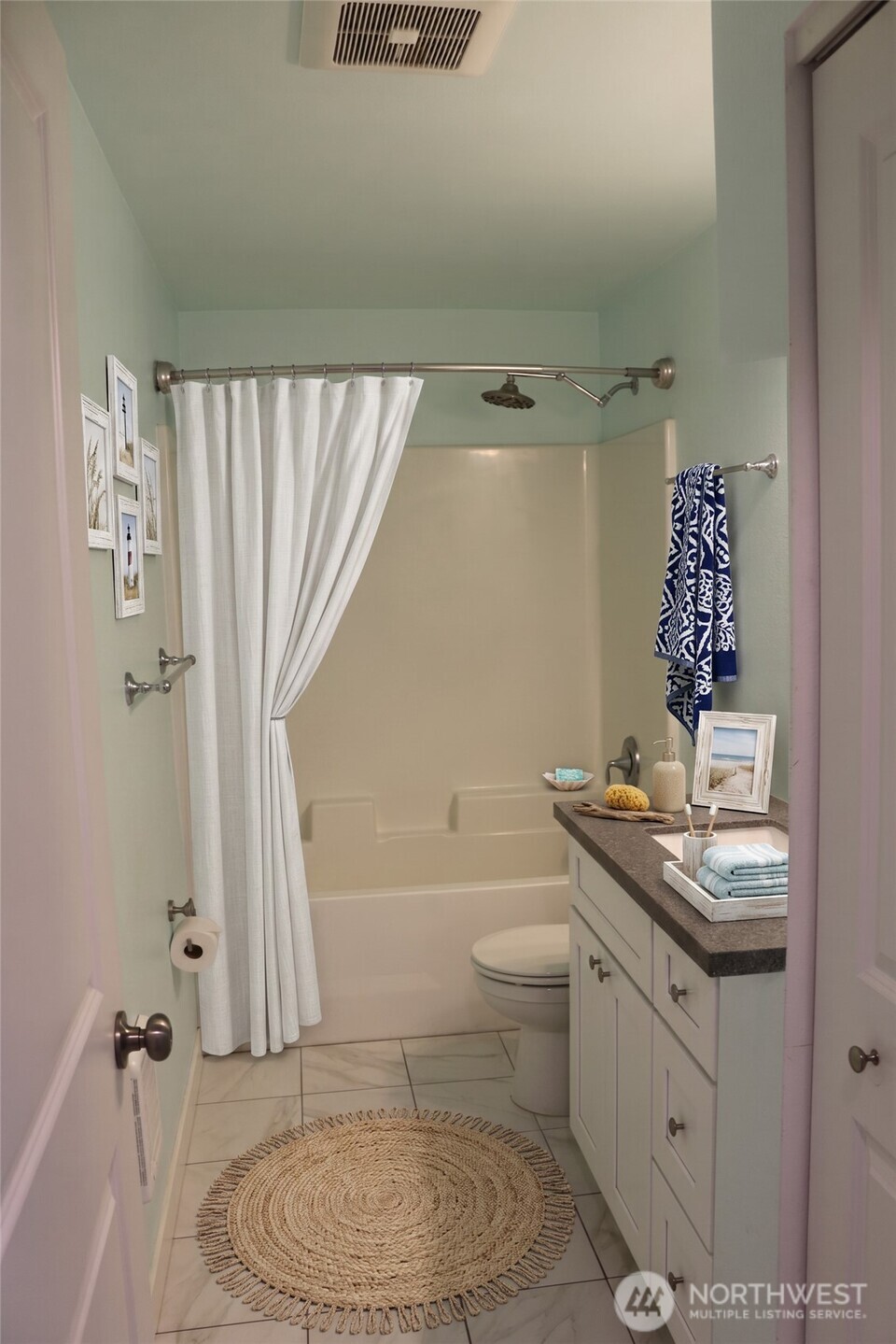 531 Point Brown Avenue Property Photo 15
