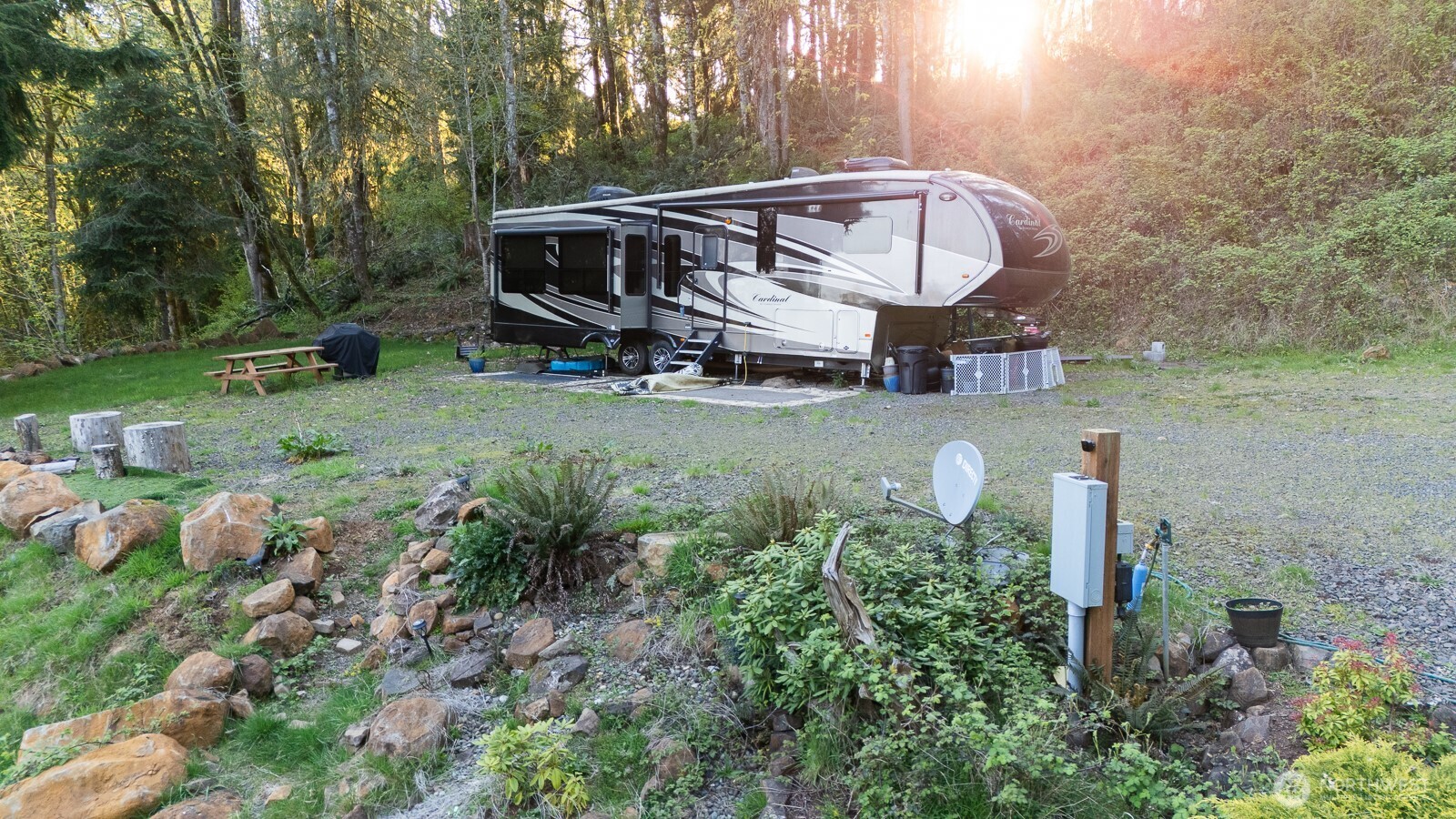 331 Cedar Hills Rd. Property Photo 11